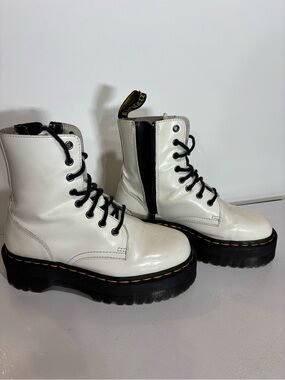 Dr. Martens Jadon White Lace Up Boots Men’s 6/Womens 7